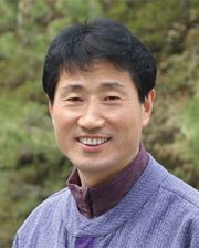 권용욱 시인