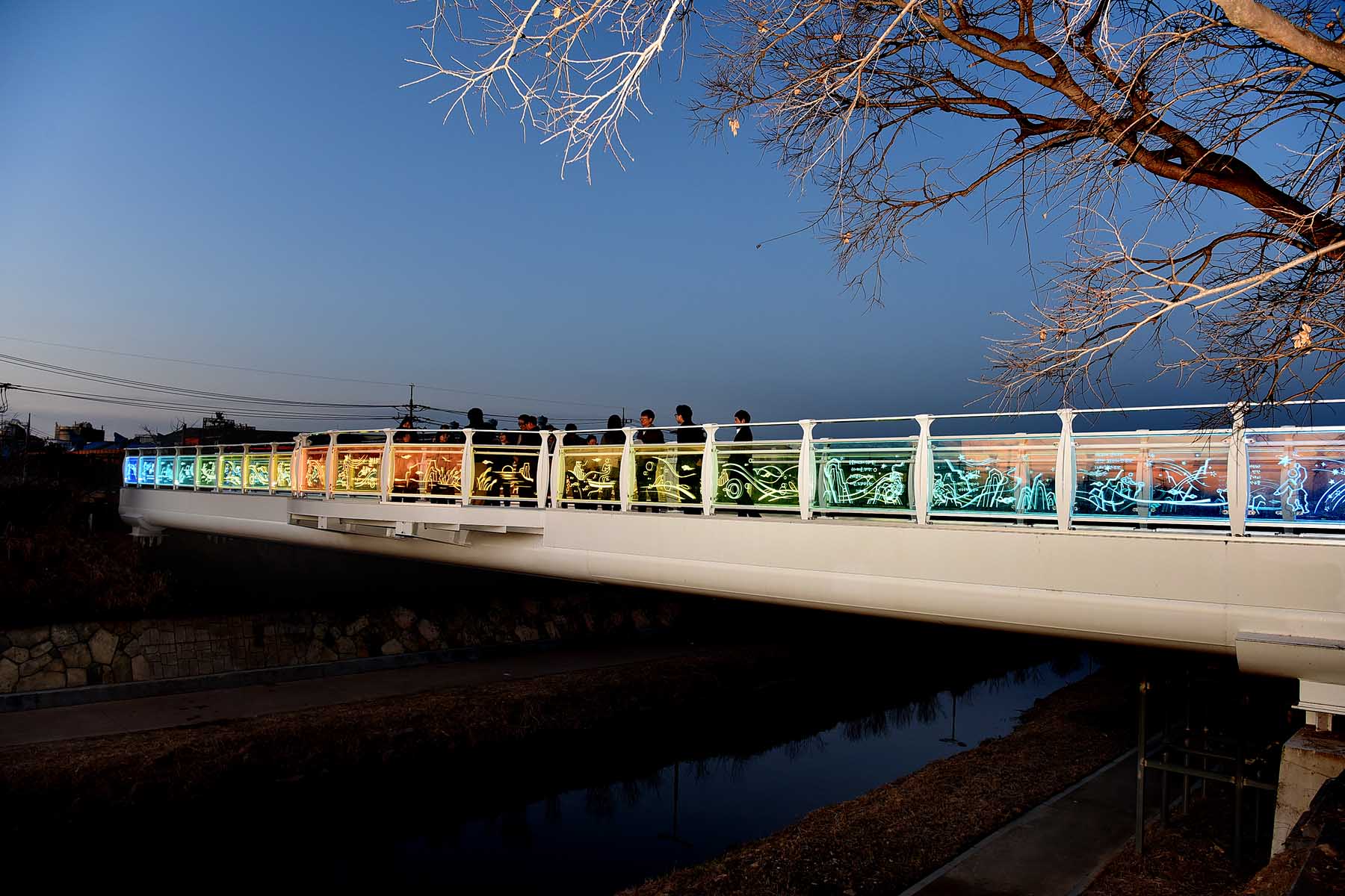 학장천 지불마을 연결교량 점등식 3