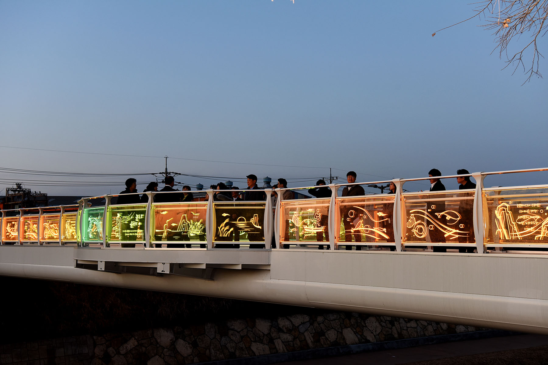 학장천 지불마을 연결교량 점등식 4