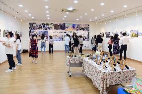 사상 사진전 개최