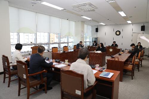 제256회 정례회 의회운영위원회 조례안 심사