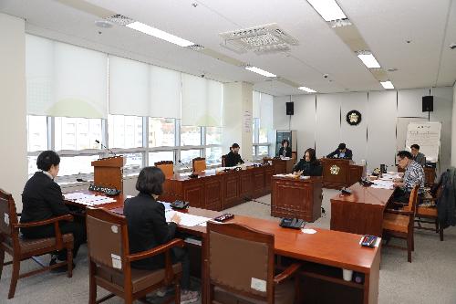 제256회 정례회 행정경제위원회 조례안 심사