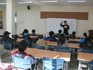 2013년 1/4분기 신나는 어린이 마술교실 수업 모습